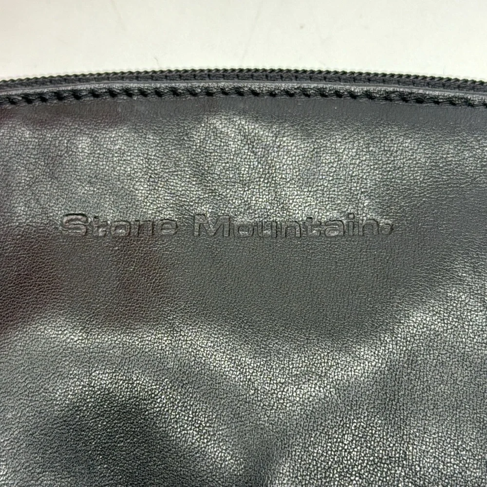 Stone Mountain Black Leather Pounch wallet BP6930C